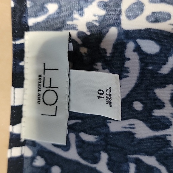 Ann Taylor LOFT Size 10 Navy Blue & White Patterned Sleeveless Dress - Picture 11 of 12